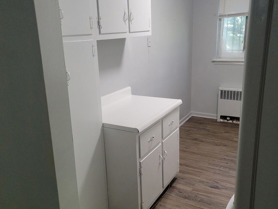 1st image of 2600 Naylor Rd SE #202