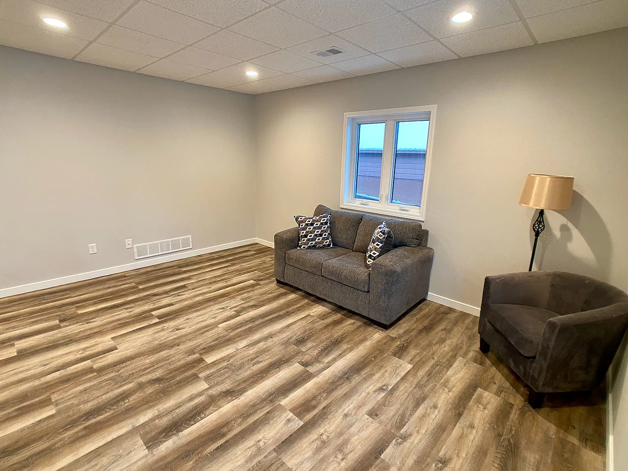 107 Main Street East - 3 — Photo 2