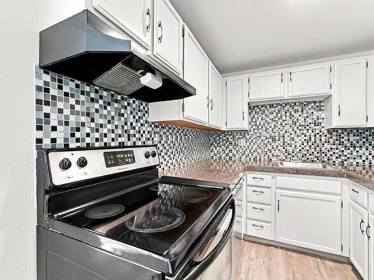 1505 S Ouray Cir #D — Photo 6