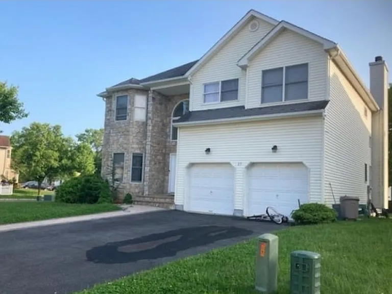 23 Janelle Blvd — Photo 21
