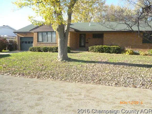 312 Illinois Dr photo 1