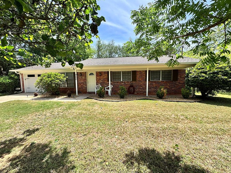 1st image of 300 Whispering Pines St