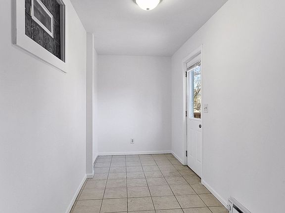 5th image of 420 Oliver Ave N Unit 2