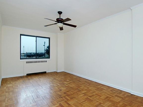 2nd image of 158-18 Riverside Dr W #2M