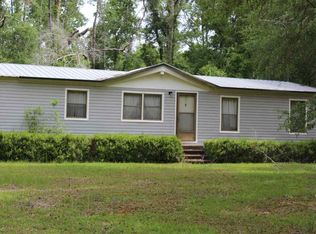 572 Riverview Rd, Havana, FL 32333