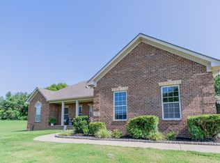 216 Dunedin Way, Glasgow, KY 42141