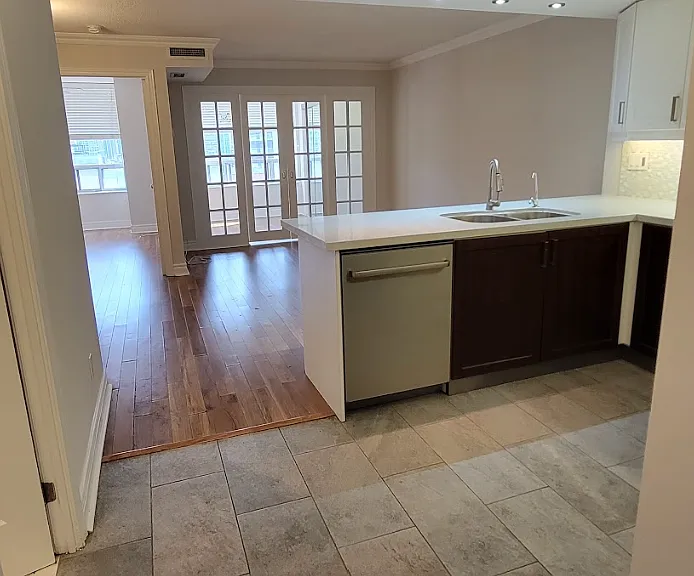 5418 Yonge St #903 — Photo 2