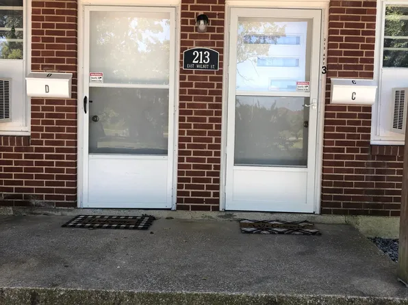 213 E Walnut St APT D, Dickson, TN 37055