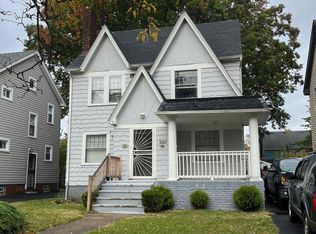 3415 Spangler Rd, Cleveland Heights, OH 44112