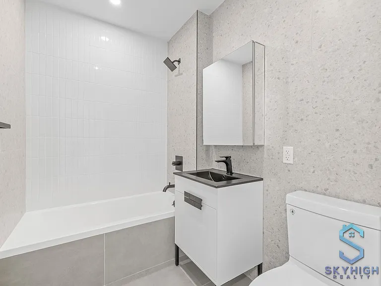3506 Glenwood Rd #7L — Photo 12