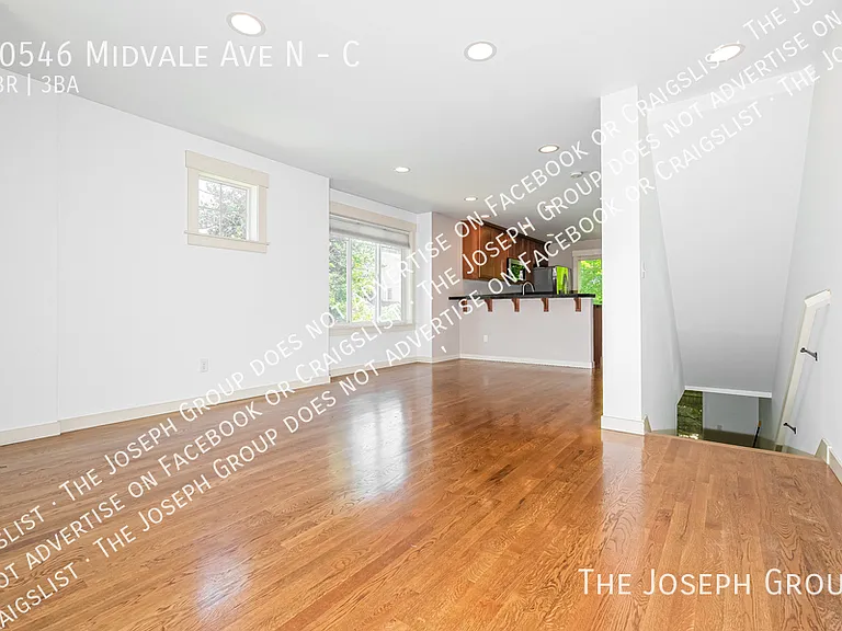 10546 Midvale Ave N #C — Photo 4