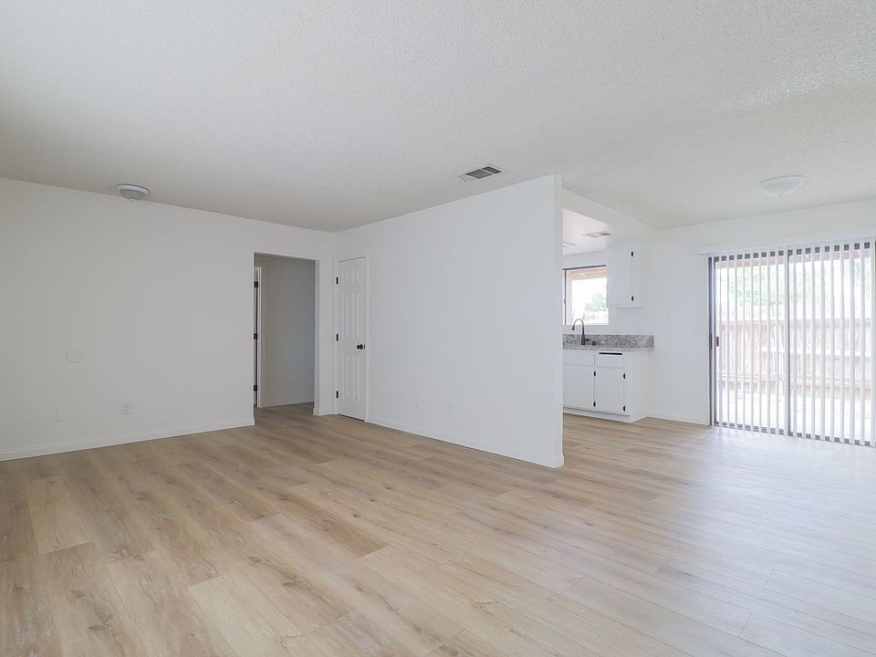 NavNis 21730 Nisqually Rd Apple Valley, CA Zillow Apartments for