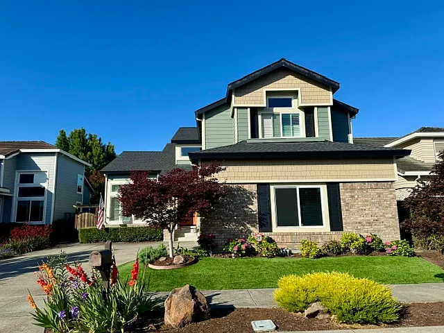 1909 Rainier Cir — Photo 1