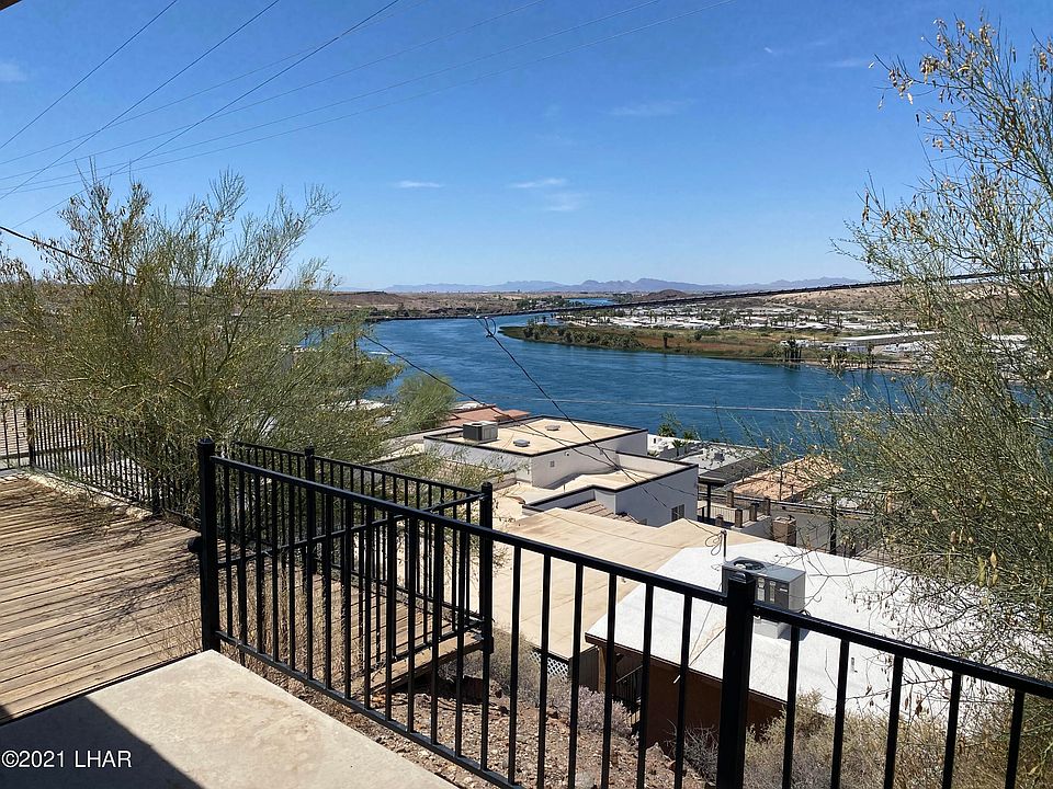 1st image of 9390 River Dr