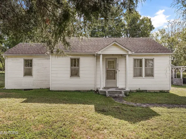 9016 Three Points Rd, Mascot, TN 37806