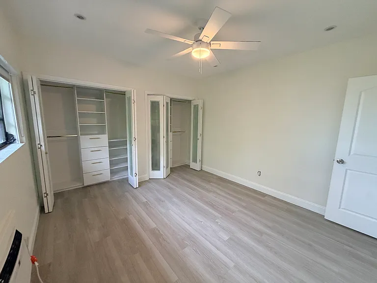 7845 NE Bayshore Ct #16 — Photo 17