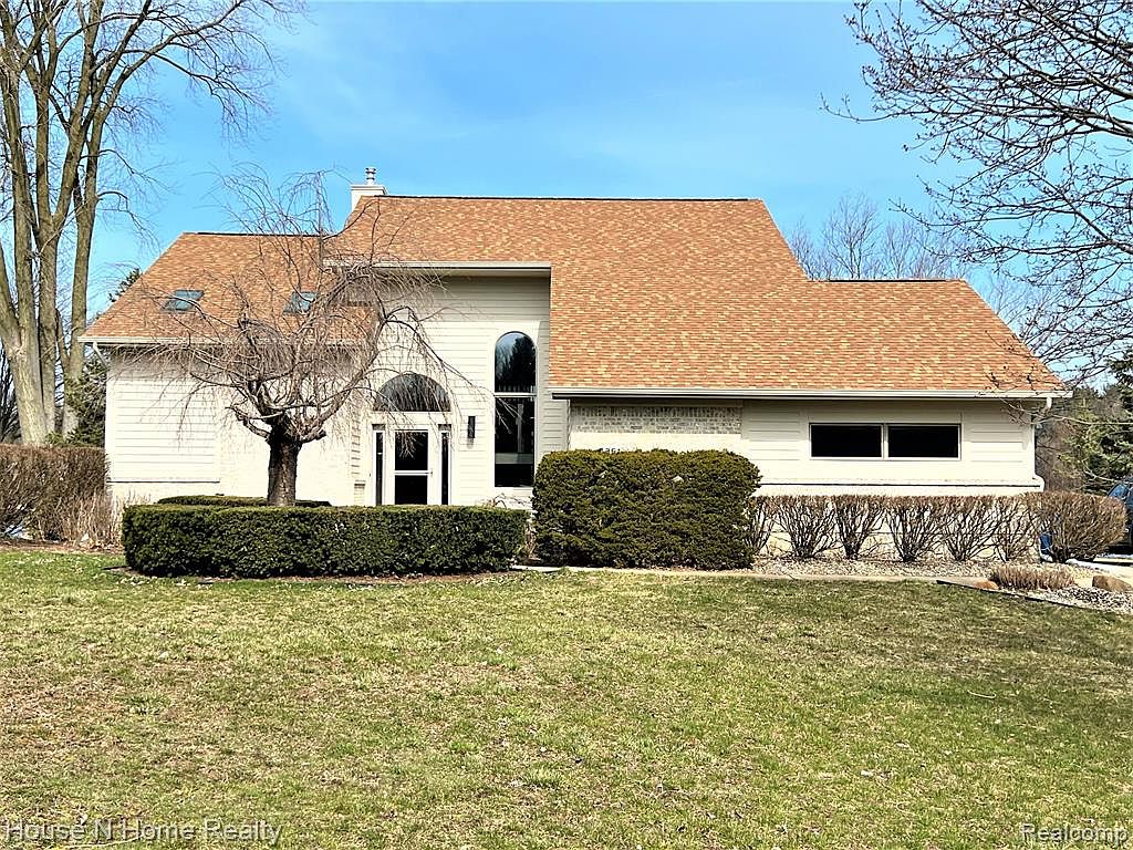 4261 Stison View Ct, White Lake, MI 48383 Zillow