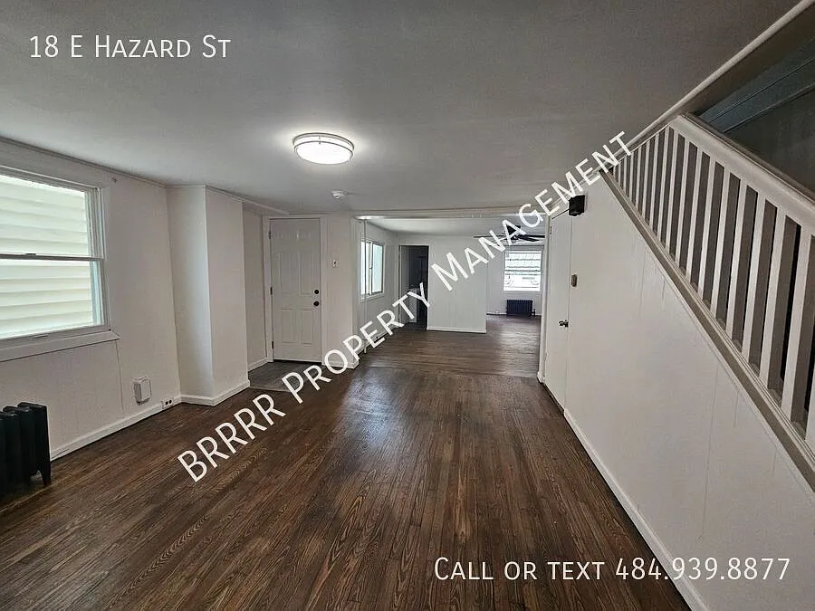 Spacious Twin with garage — Photo 4