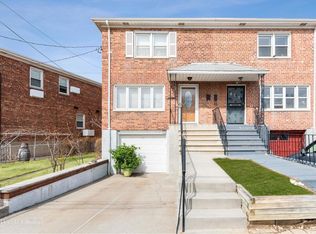 14923 Willets Point Blvd, Whitestone, NY 11357