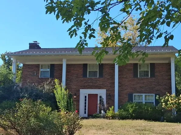 7420 View Place Dr, Cincinnati, OH 45224