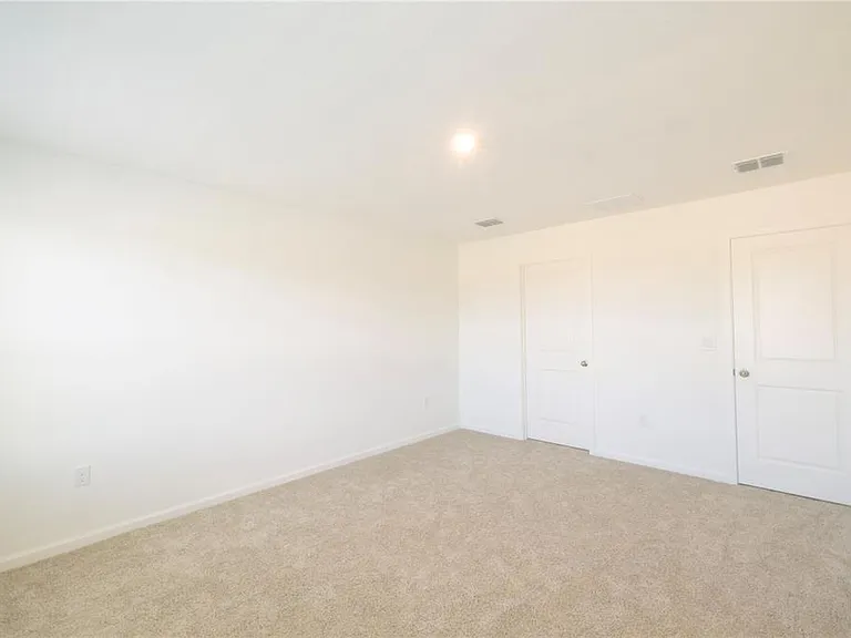 104 Royal Ranch Rd — Photo 63