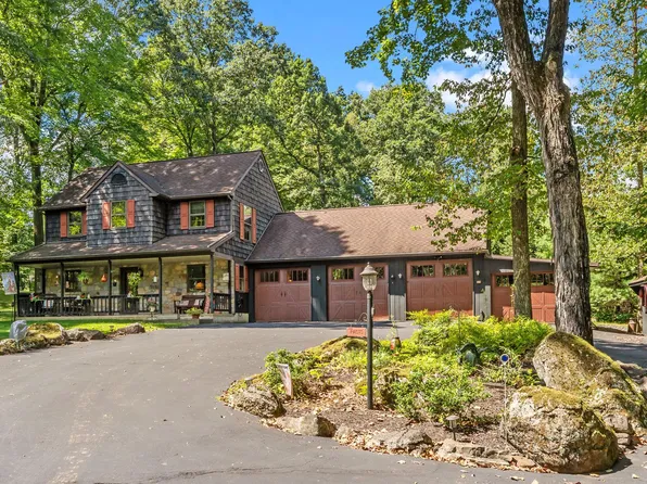 27 Byers Rd, Ottsville, PA 18942