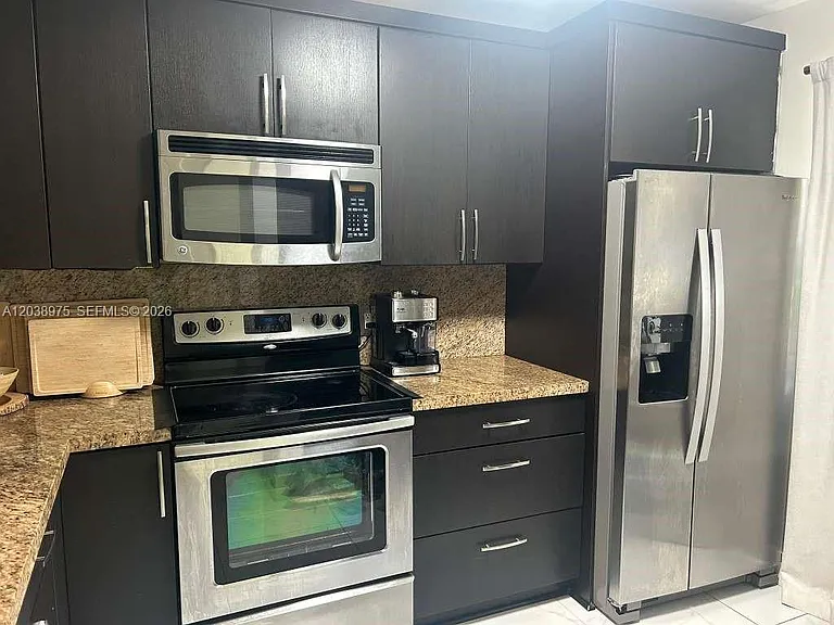 9132 SW 148th Ct — Photo 5