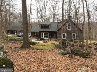 2842 Deep Creek Rd, Green Lane, PA 18054