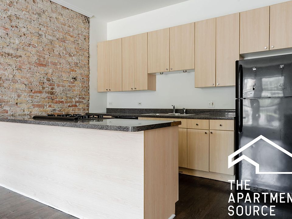 1st image of 2833 W Medill Ave #1A