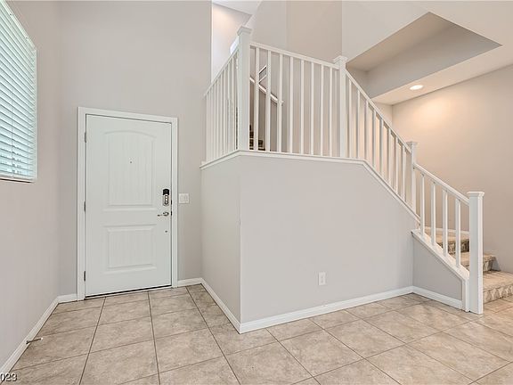 5th image of 10484 Skye Knoll Ave