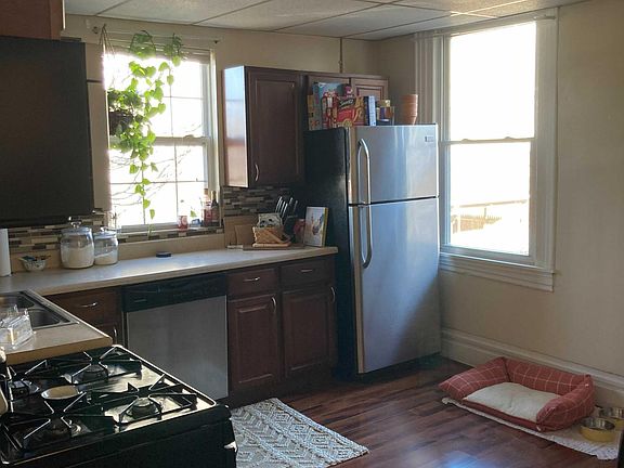 Large eat in kitchen