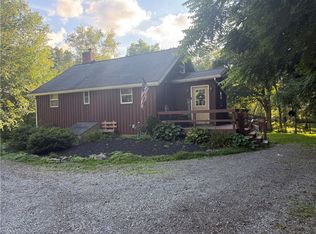 110 Pleasure Valley Ln, Slippery Rock, PA 16057