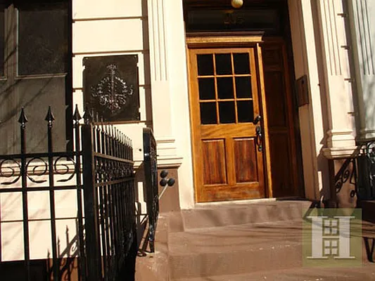 Sold by Halstead Real Estate | media 8