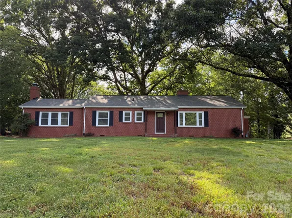 148 Barium Ln, Statesville, NC 28677