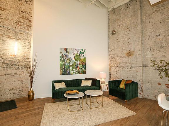 3rd image of 813 Broadway St #3B