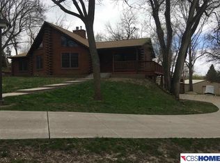 1308 Bellevue Blvd N, Bellevue, NE 68005