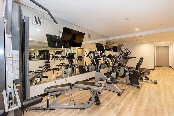 Rented by Bold Marketing | media 33