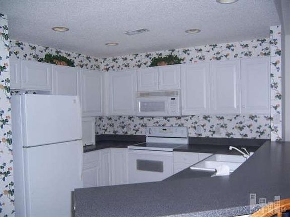 5th image of 7819 Cypress Island Dr