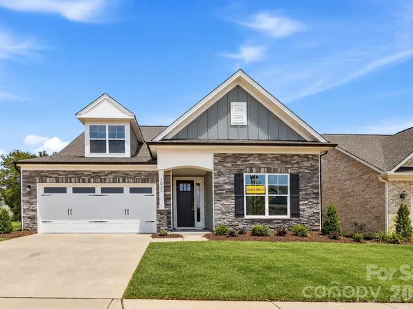 3050 Constitution Ln, Gastonia, NC 28056