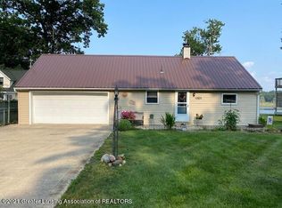 11803 Scott Park Rd, Delton, MI 49046