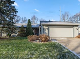 5612 Martys Hill Pl, Fort Wayne, IN 46815