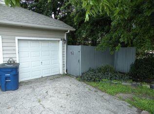 8700 Schick Rd APT D, Austin, TX 78729