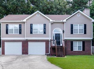 729 Muirfield Dr, Winder, GA 30680