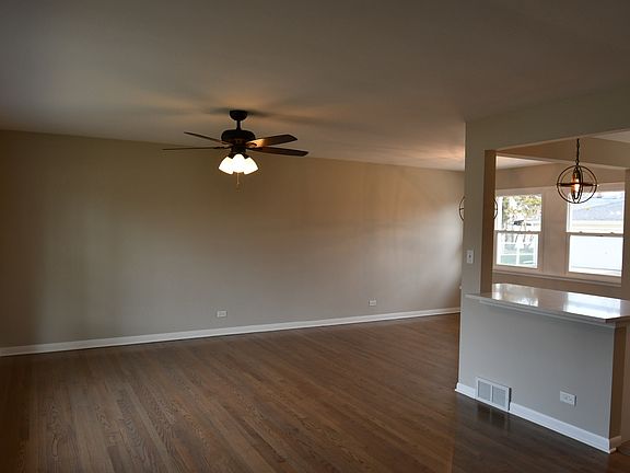 5th image of 1827 Sycamore St