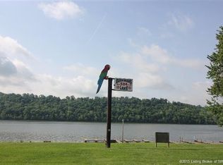 214 River Rd W, Charlestown, IN 47111