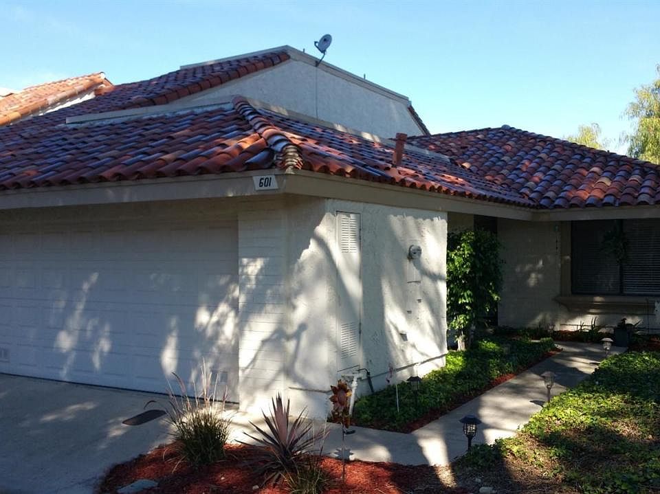 1st image of 601 Valley Oak Ln