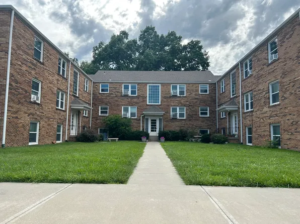 1729 Massachusetts St APT 7, Lawrence, KS 66044