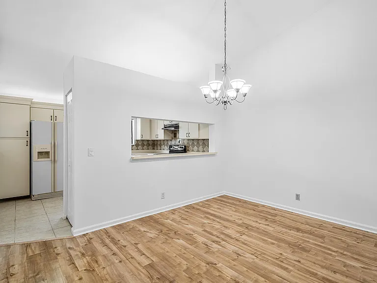 206 Congressional Way #206 — Photo 9