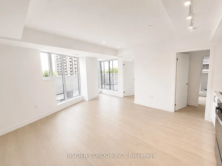 4010 Eglinton Ave W #504 — Photo 6