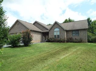 48 Rainbow Dr, East Bernstadt, KY 40729
